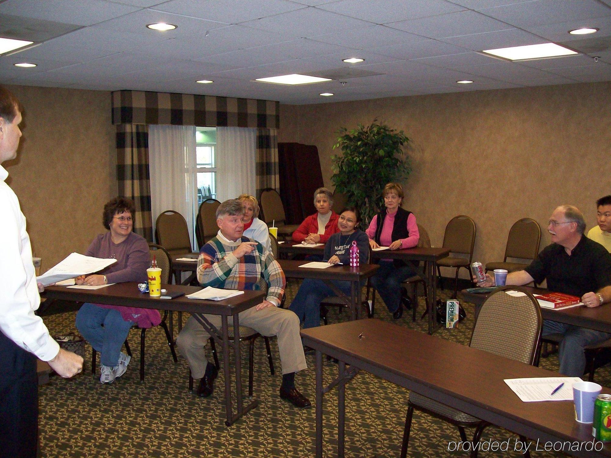Holiday Inn Express Hotel & Suites - Concord By Ihg Kannapolis Facilidades foto